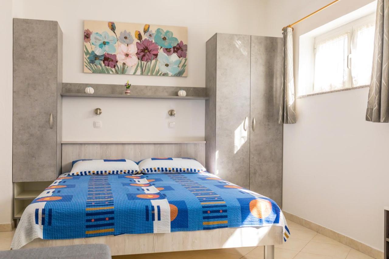 נייביצה Apartments Belavic By El-Pi Tours מראה חיצוני תמונה