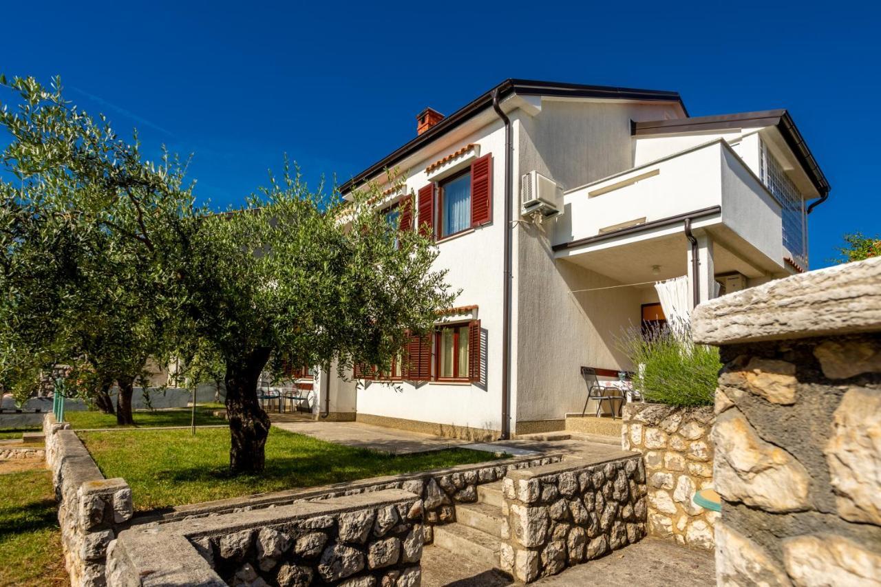נייביצה Apartments Belavic By El-Pi Tours מראה חיצוני תמונה