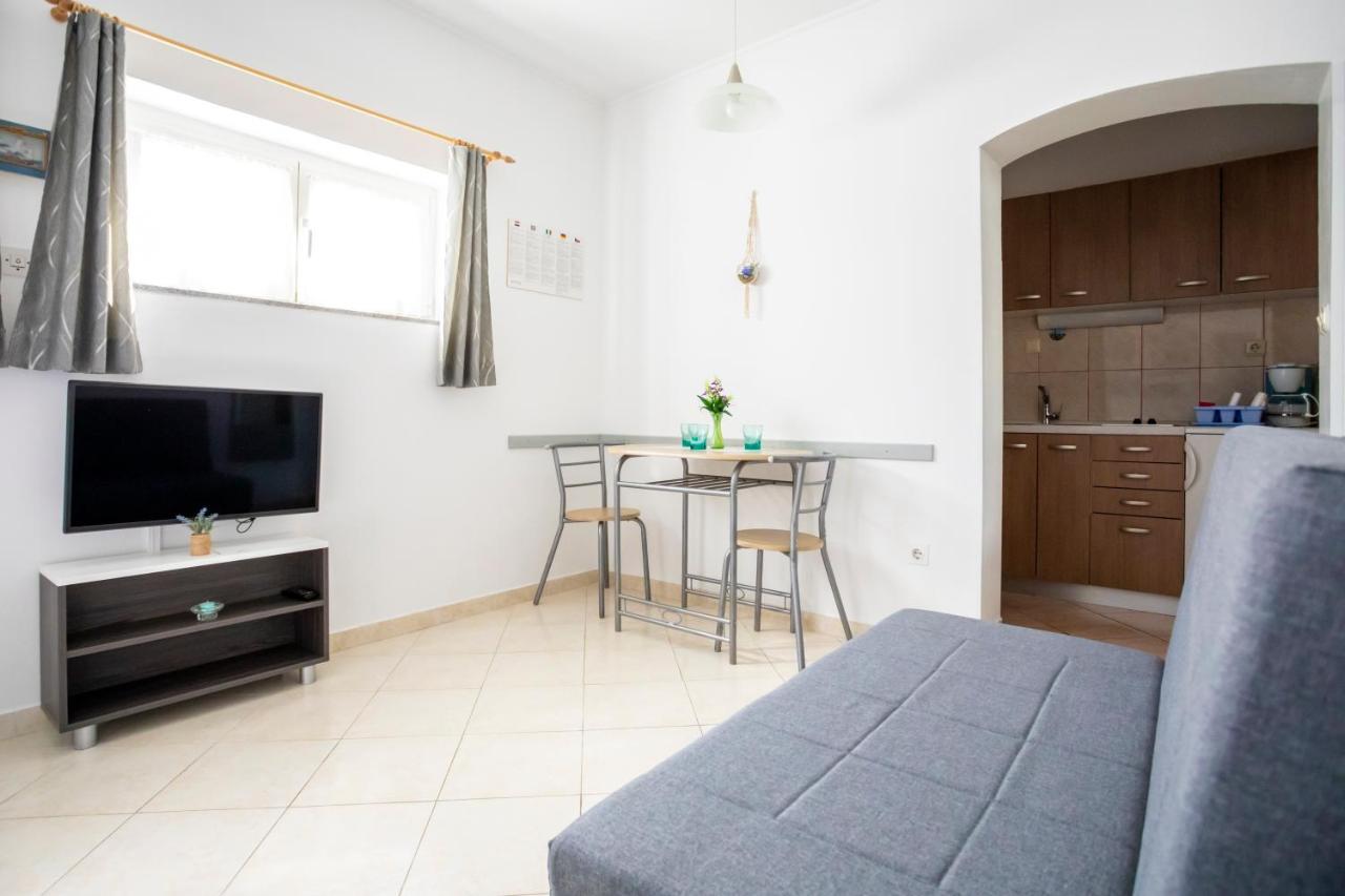 נייביצה Apartments Belavic By El-Pi Tours מראה חיצוני תמונה