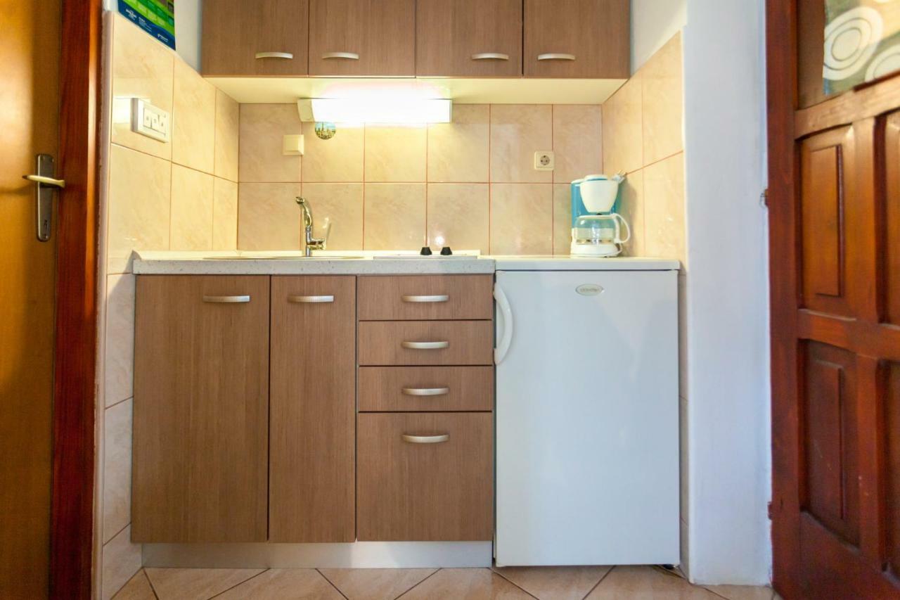 נייביצה Apartments Belavic By El-Pi Tours מראה חיצוני תמונה