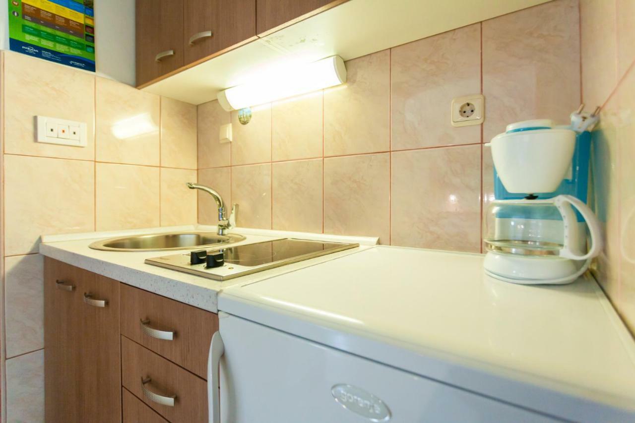 נייביצה Apartments Belavic By El-Pi Tours מראה חיצוני תמונה