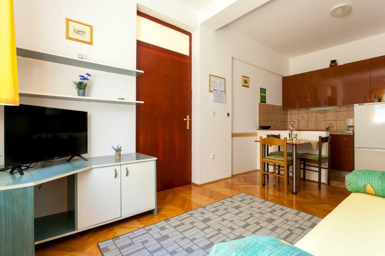 נייביצה Apartments Belavic By El-Pi Tours מראה חיצוני תמונה