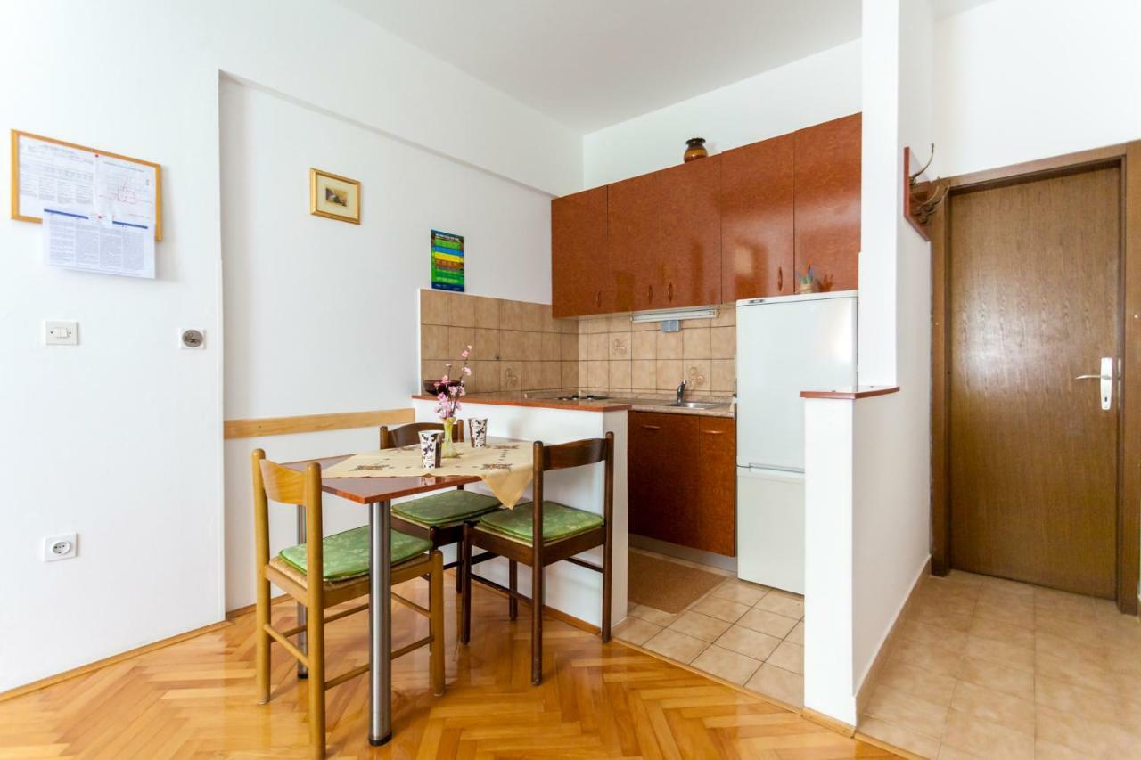נייביצה Apartments Belavic By El-Pi Tours מראה חיצוני תמונה