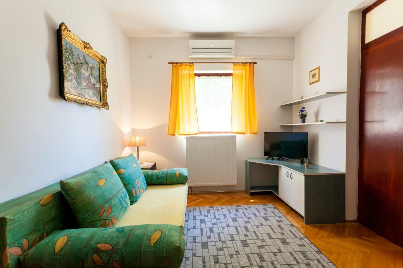 נייביצה Apartments Belavic By El-Pi Tours מראה חיצוני תמונה