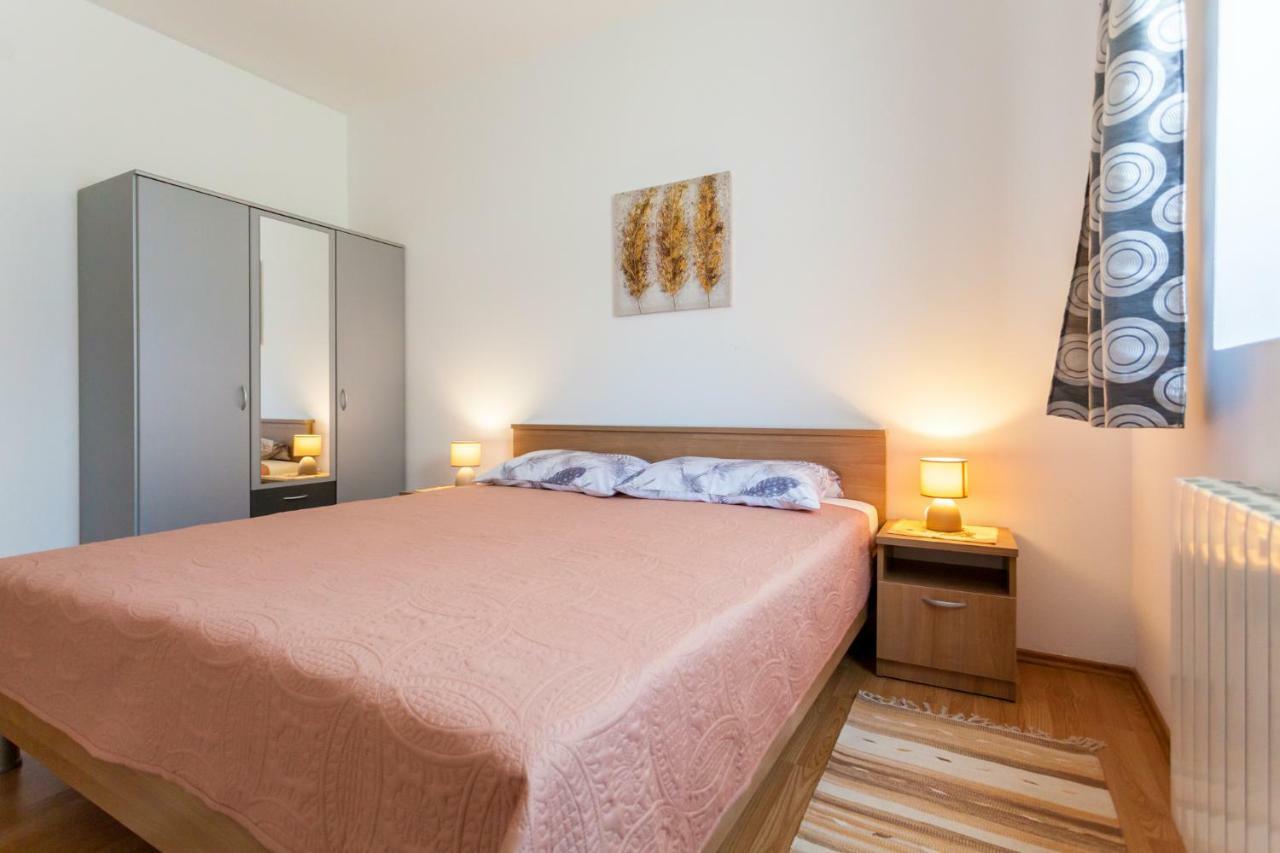 נייביצה Apartments Belavic By El-Pi Tours מראה חיצוני תמונה