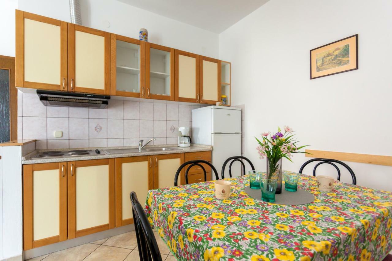 נייביצה Apartments Belavic By El-Pi Tours מראה חיצוני תמונה
