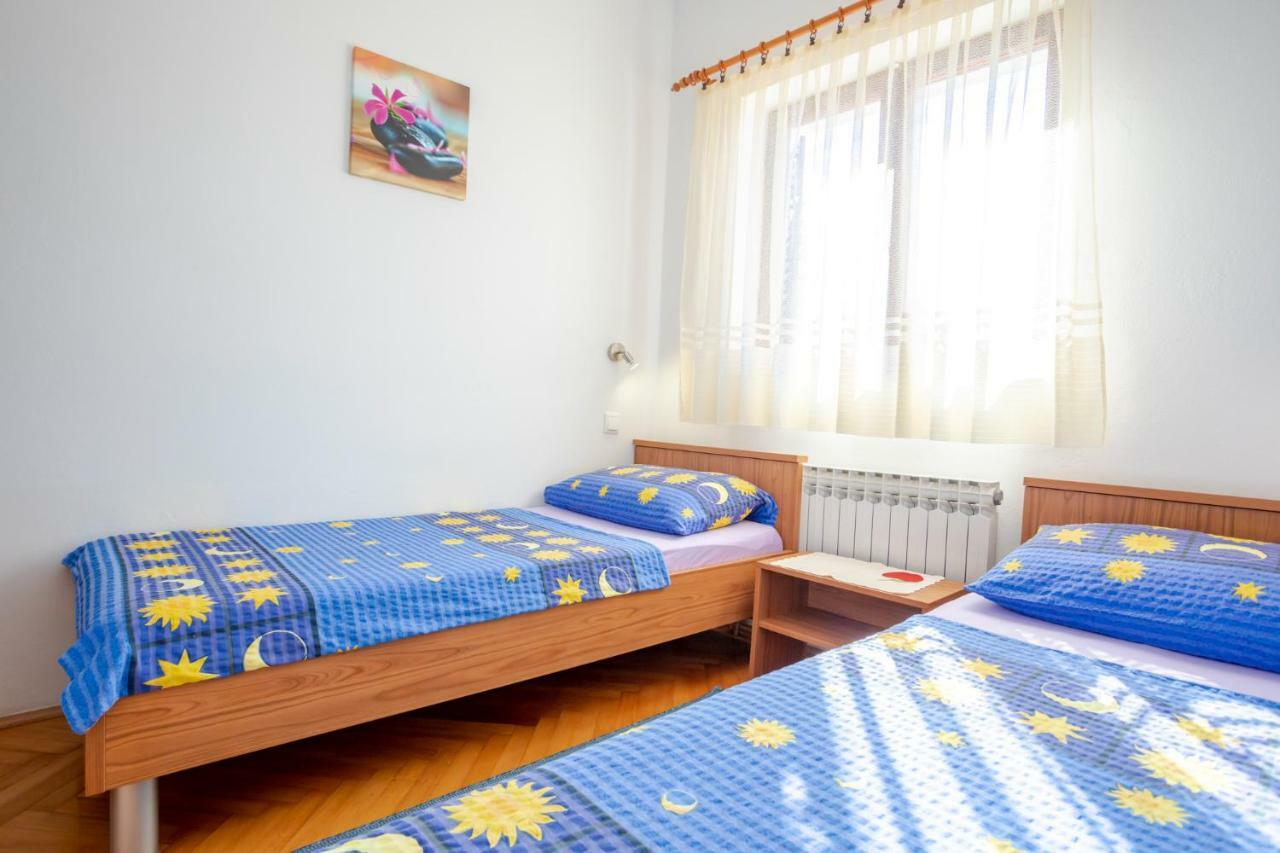 נייביצה Apartments Belavic By El-Pi Tours מראה חיצוני תמונה