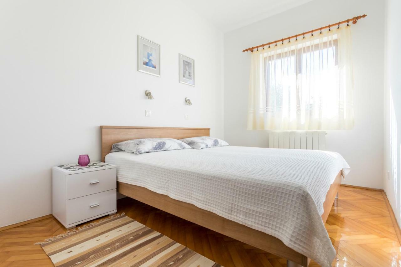 נייביצה Apartments Belavic By El-Pi Tours מראה חיצוני תמונה